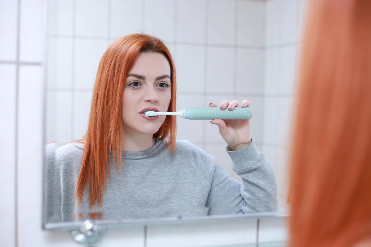 Best Toothbrushes for Gum Health: Electric vs Manual & Soft Bristles Guide
